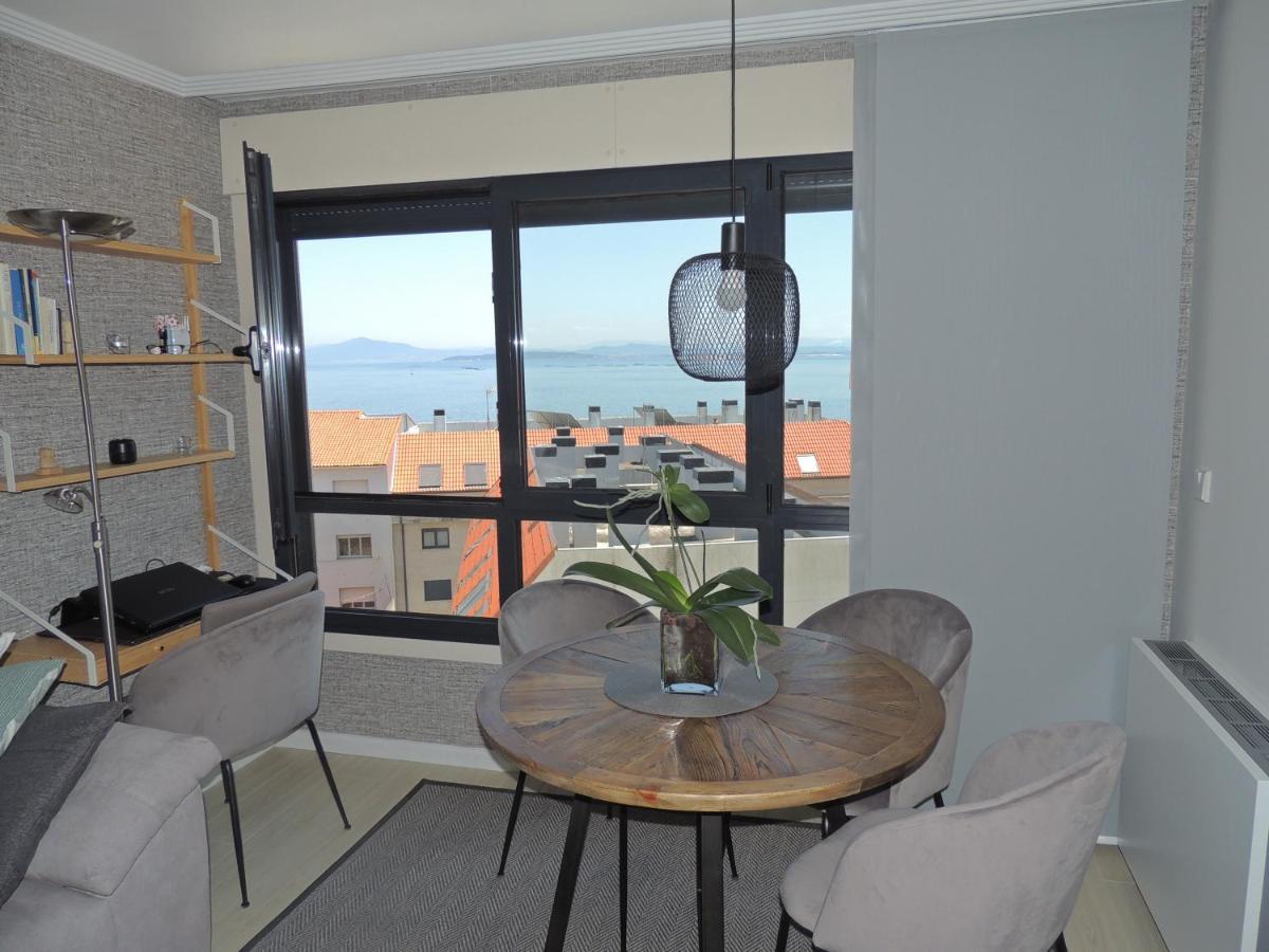Apartamento con vistas al mar y playa enfrente Ribeira Exterior foto